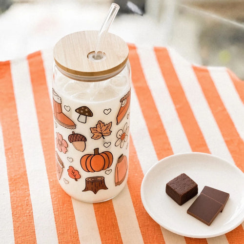 Bicchiere Sandae Autunno – Vetro Borosilicato Decori Autunnali Marrone e Arancio con Tappo e Cannuccia